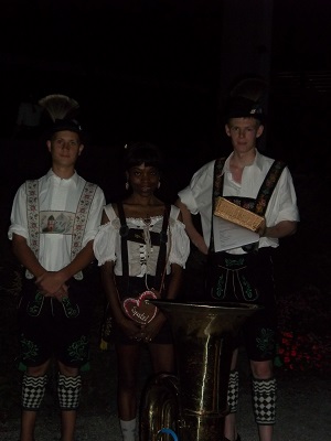 I and two young Bavarians